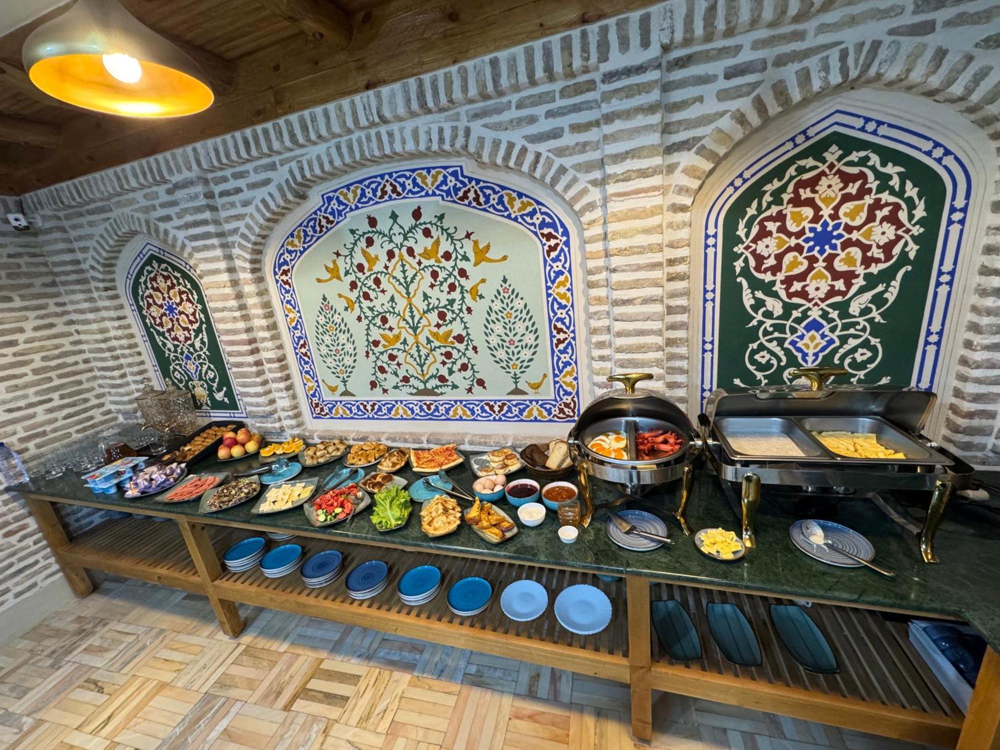 Duston Boutique XIX Century Rooms Bukhara Exterior photo